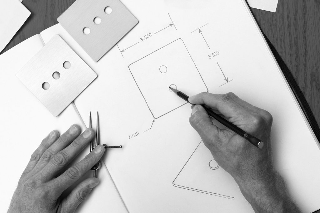 Alisse_Drawing 1_BW